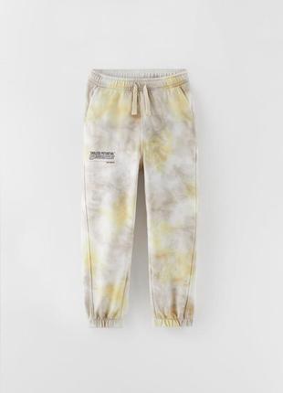 Спортивные брюки/джоггеры tie-dye zara