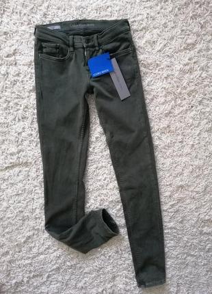Нові брендові жіночі джинси скінні calvin klein 24/32