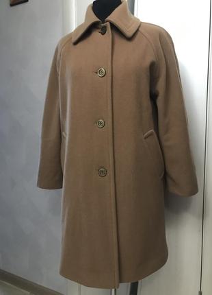 Пальто цвет kamel размер m-l-xl