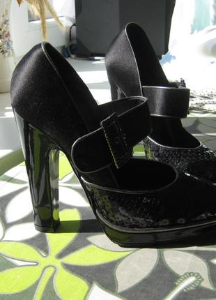 Шикарные брендовые туфли alberta ferretti. оригинал!