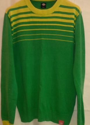 Зелёная хорошая кофта