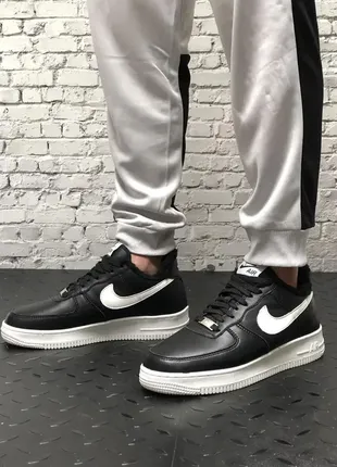 ❄️🖤 зимові жіночі кросівки кеди nike air force black з хутром 🖤❄️8 фото