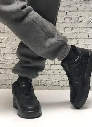 ❄️🖤 кросівки кеди 🖤❄️ на зиму nike air force black з хутром чоловічі жіночі5 фото