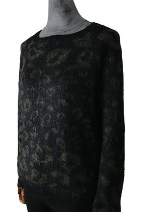 Чорний принтований светр guess 2