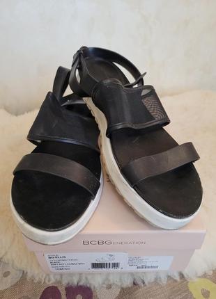 Шкіряні сандалі bcbgeneration