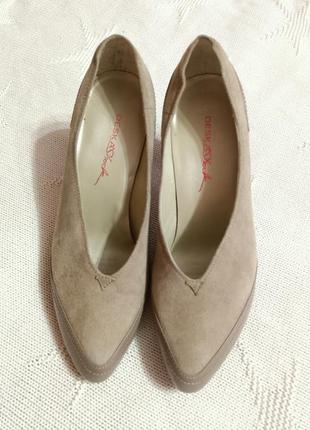 Туфлі човники