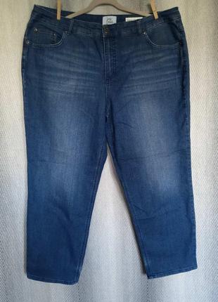 Женские стрейчевые джинсы с вышивкой на карманах.1 фото