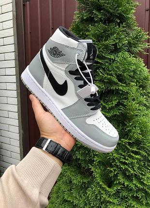 Р.44, 45 кросівки nike air jordan 1 retro high og (сіро/біло/чорні)