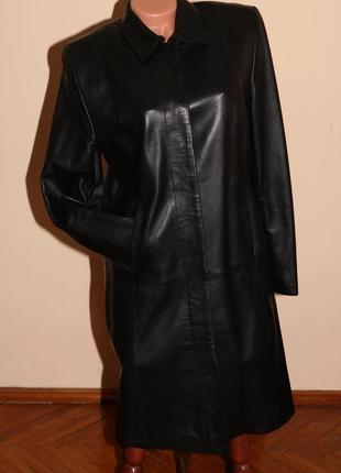 Кожаный черный плащ-пальто от marks&spencer (размер 14 или хл)