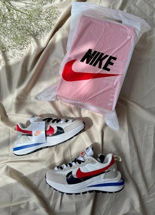 Кросівки nike vaporwaffle sport fuschia x sacai white red3 фото