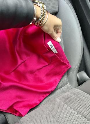 Яркая шелковая атласная розовая юбка zara6 фото