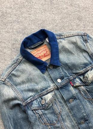 Шикарна джинсова куртка, джинсовка levi’s jeans denim wash jacket blue/white2 фото