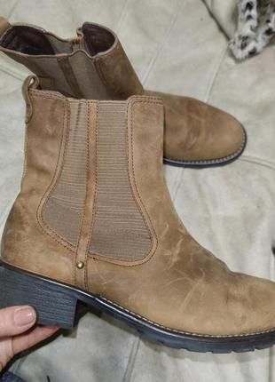 Шкіряні челсі рижі кежуал clarks 6,5