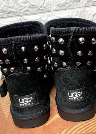 Зимние замшевые чёрные ботинки ugg3 фото