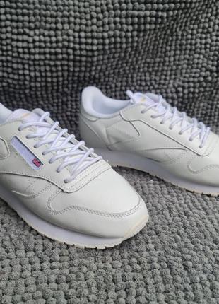 Женские белые кроссовки reebok (нат. кожа) classic leather 40 размер reebock-1