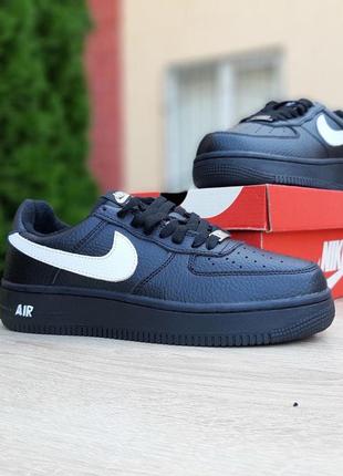 Утеплені зимові nike air force 🖤🖤🖤2 фото