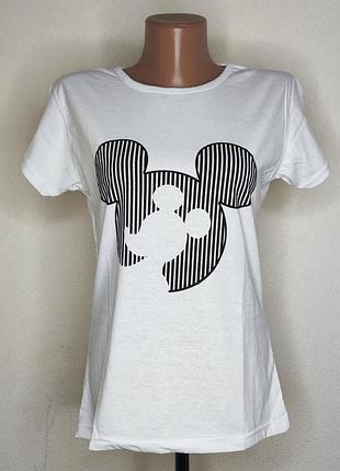 Жіноча футболка з принтом