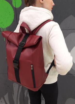 Рюкзак для твоїх подорожей від бренду sambag колекції rolltop one в бордовому кольорі5 фото