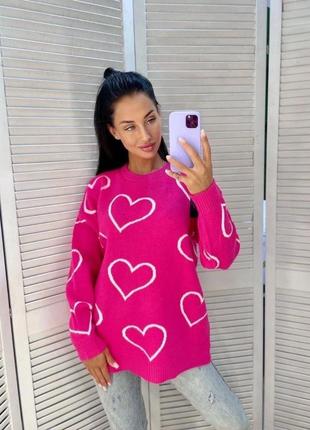 Светр із сердечками