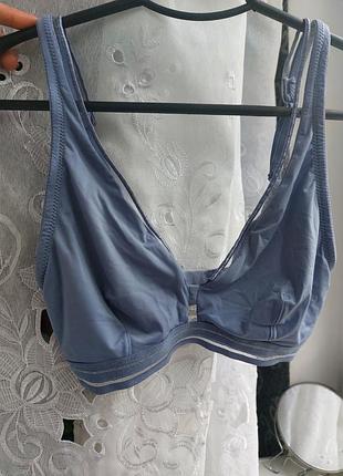 Бюстгальтер