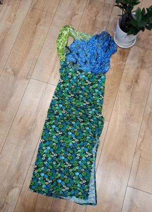 Асиметрична сукня в квітковий принт зара з розрізом на талії нозі відкрита спина ассиметрическое платье в цветочный с розрезом сарафан міді миди7 фото