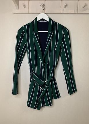 Изящный комбинезон шортами на поясн пиджак 🍀1 фото