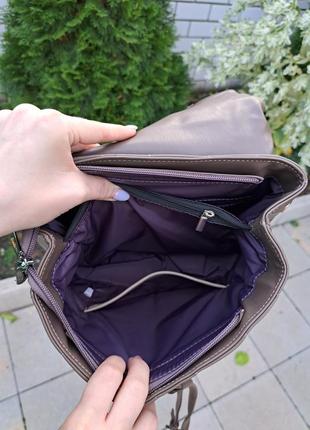 Женский чёрный рюкзак из экокожи8 фото