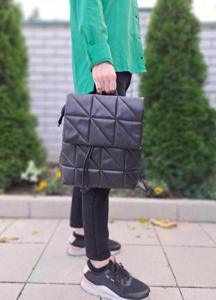 Женский чёрный рюкзак из экокожи1 фото