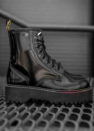 Черные ботинки из натуральной кожи / черевики шкіряні термо dr. martens / кожа лак1 фото