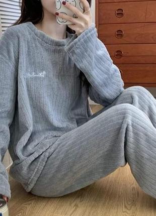 Піжама жіноча стильна тренд