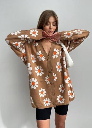 Кардиган з ромашками
