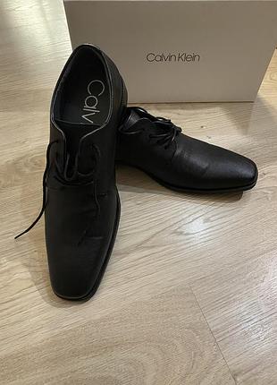 Нові туфлі. calvin klein. 42-42.5 розмір.