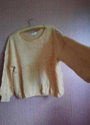 Стильний персиковий французький светр теплий та майже невагомий в стилі бохо з рукавами буф6 фото