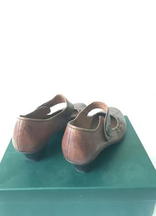 Стильні та зручні туфлі2 фото