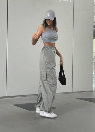 Жіночі штани карго
