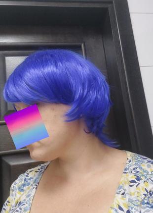Новый яркий синий парик на сетке. размер фиксируется крючками3 фото