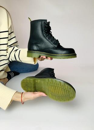 Жіночі зимові шкіряні черевики dr. martens9 фото