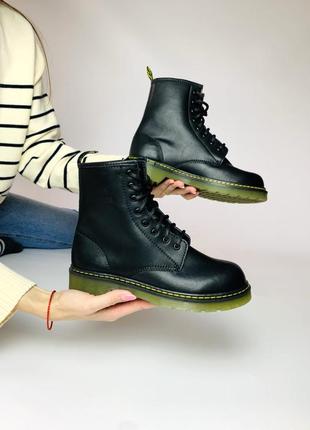 Жіночі зимові шкіряні черевики dr. martens5 фото