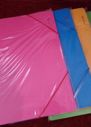 Папка на резинках а4