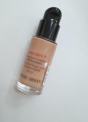 Тональна основа -armani power fabric+ spf 25 # 5.25