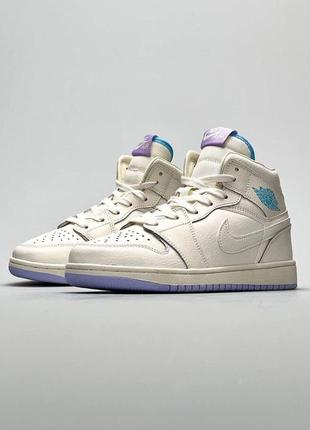 Жіночі кросівки nike air jordan 1 retro high milk essential / smb