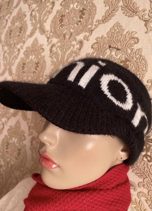 Зимняя кепка для хвоста