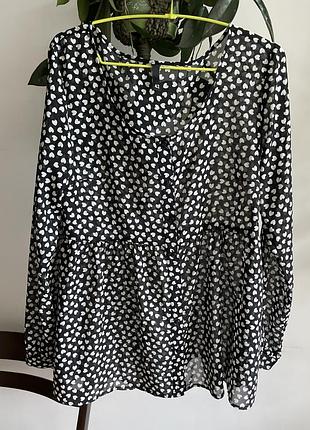 Блуза з серденьками