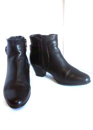 Стильные кожаные демисезонные ботинки от бренда tic, р.35-36 код b35062 фото