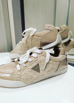 Кроссовки ,макасины guess