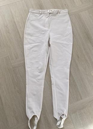 Белые джинсы river island