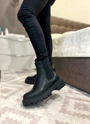 Жіночі зимні шкіряні сапожки натуральна шкіра челсі з хутром і замком чорні черевики зимние ботинки с мехом