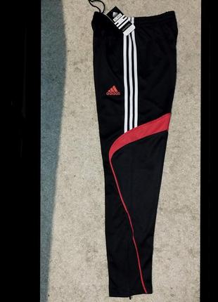 Спортивні штани "adidas"3 фото