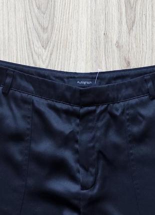 Широкие атласные брюки карго с карманами2 фото