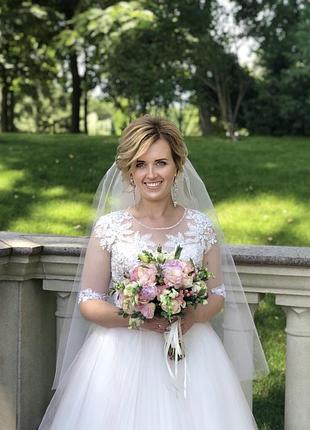 Весільна сукня